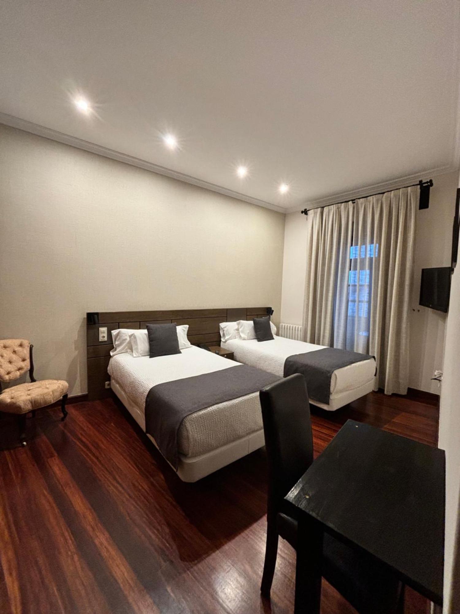 Hotel A Torre Do Xudeu Tui Ngoại thất bức ảnh