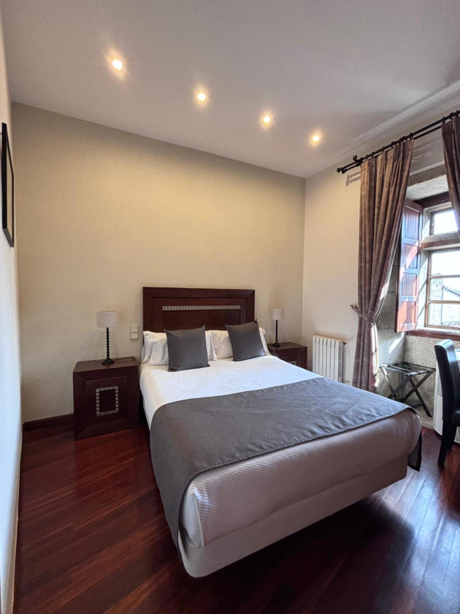 Hotel A Torre Do Xudeu Tui Ngoại thất bức ảnh