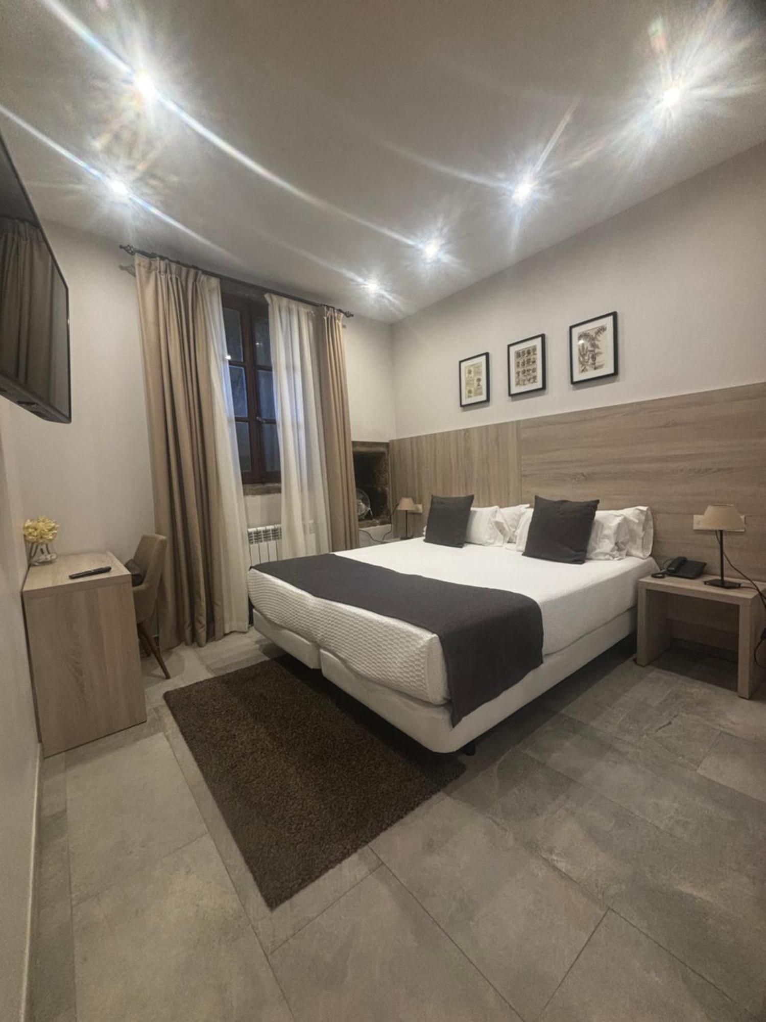 Hotel A Torre Do Xudeu Tui Ngoại thất bức ảnh
